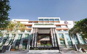 Hotel Sanhok