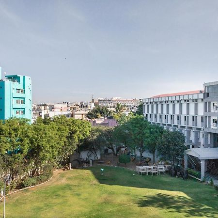 Palette Resorts - Hotel Sanhok Bangalore Exterior photo